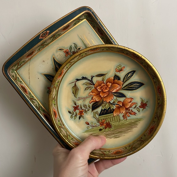 daher Other - •| vintage daher tin metal trays